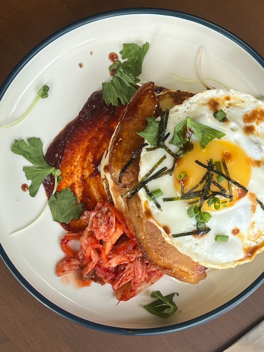 White Buns Cafe & Bistro-5